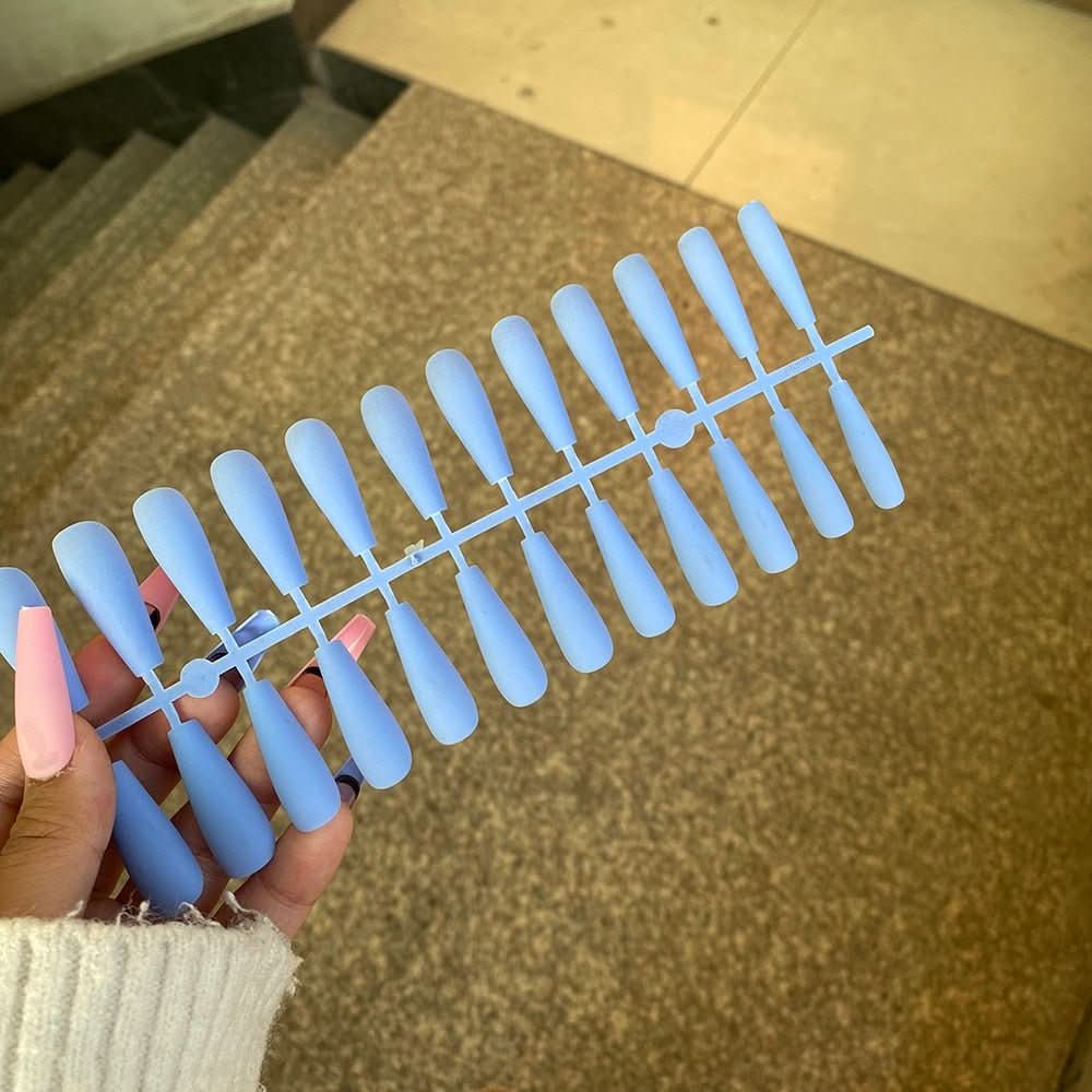 ChicNails | Matte Press-On Nails – Elegant Artificial Nails in 13 Shades