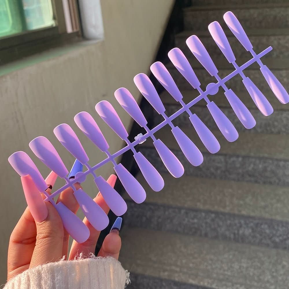 ChicNails | Matte Press-On Nails – Elegant Artificial Nails in 13 Shades