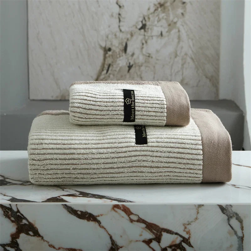 EcoCotton | Luxury Soft Organic Cotton Bath Towel for Ultimate Comfort