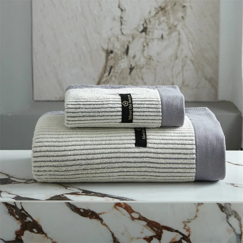 EcoCotton | Luxury Soft Organic Cotton Bath Towel for Ultimate Comfort