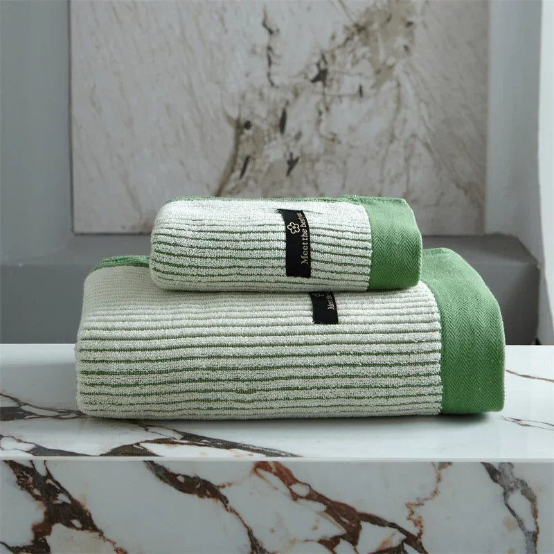 EcoCotton | Luxury Soft Organic Cotton Bath Towel for Ultimate Comfort