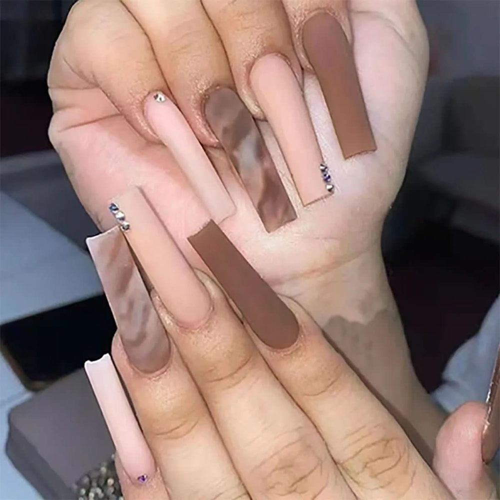 Nailé | 24-Piece Press-On Nail Set with Pink Gel Finish & Reusable Design